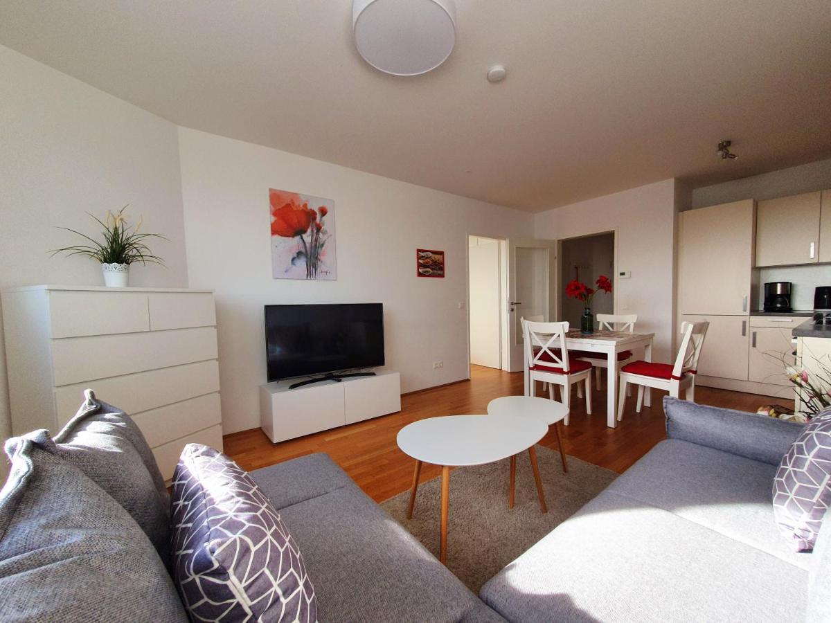 Near Lake Stylish & Fully Furnished Apartment Viyana Dış mekan fotoğraf
