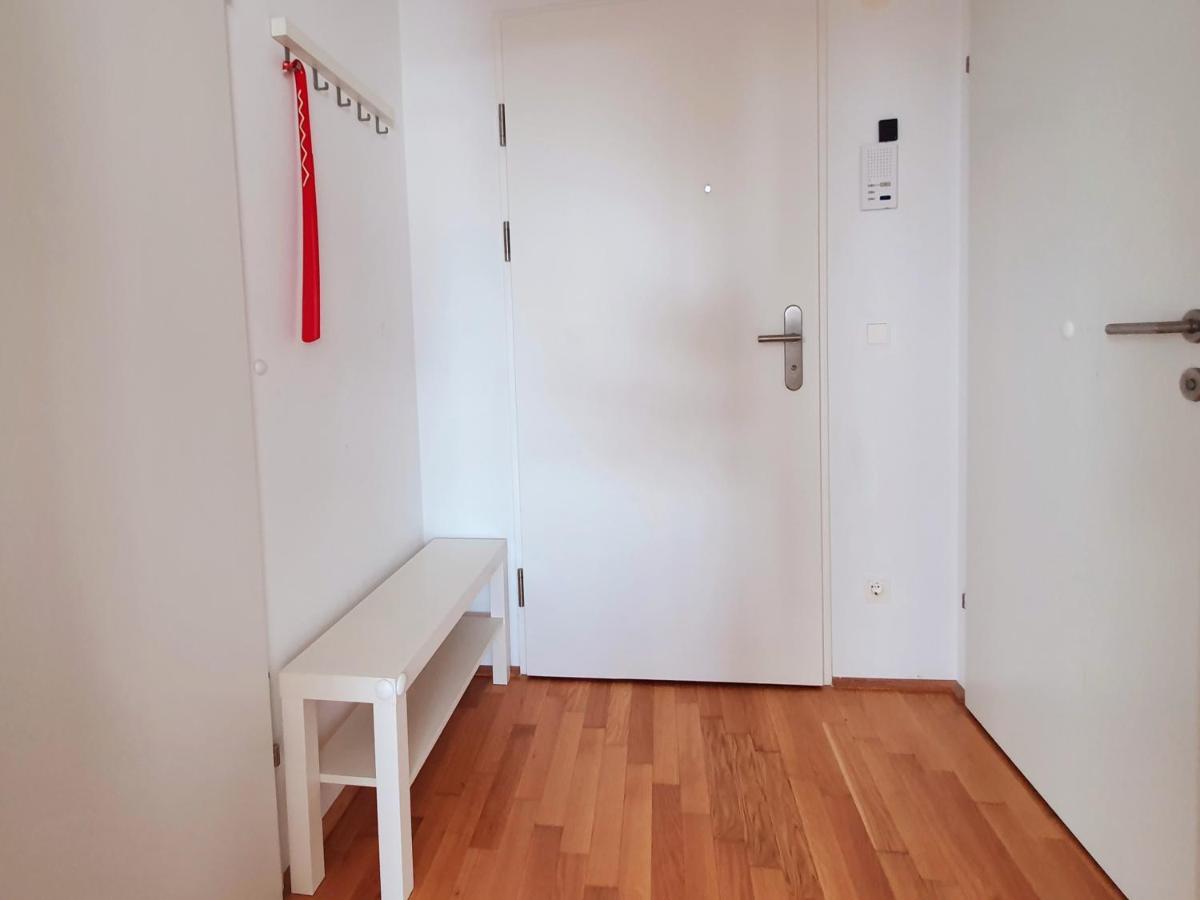 Near Lake Stylish & Fully Furnished Apartment Viyana Dış mekan fotoğraf