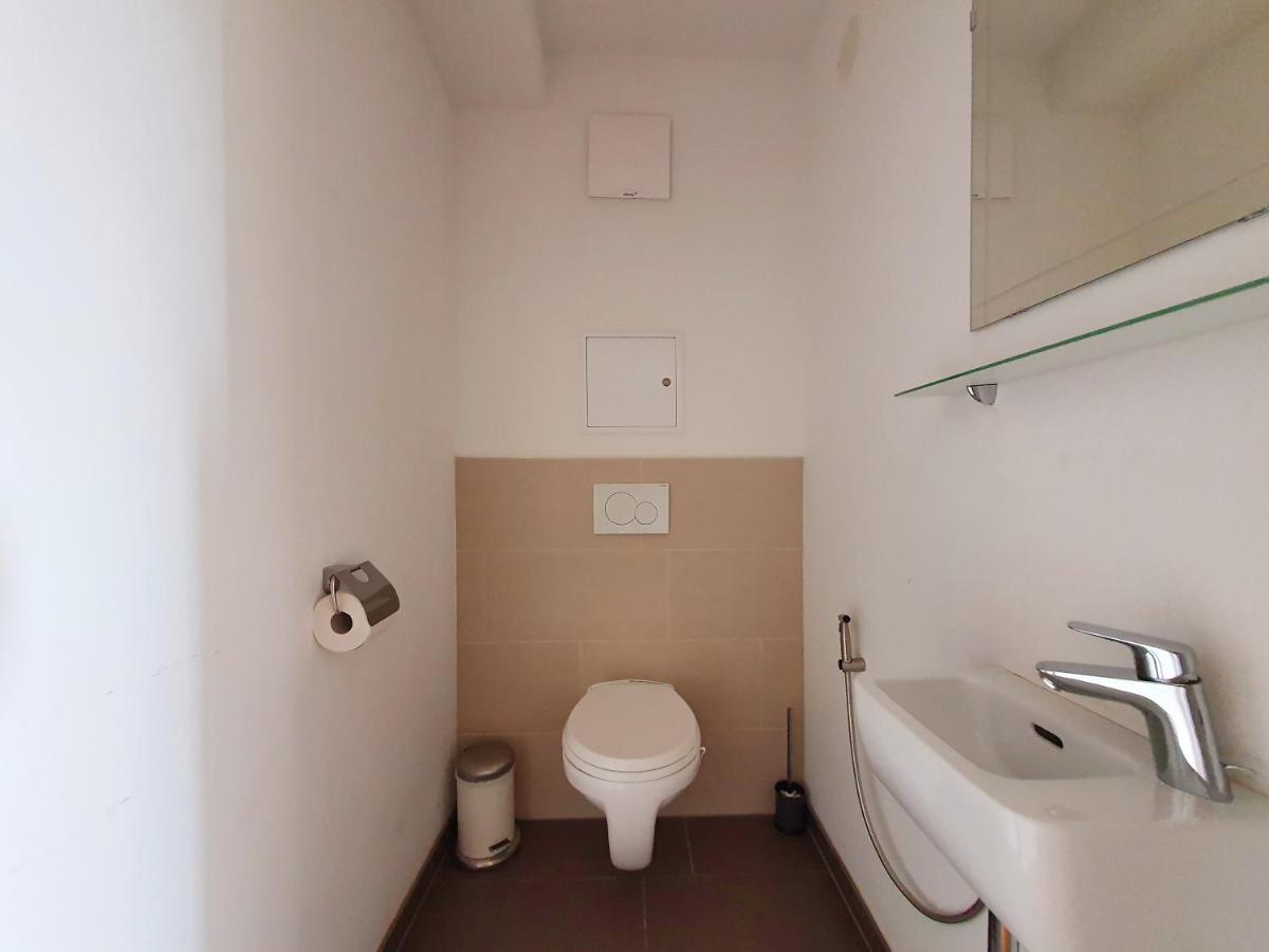Near Lake Stylish & Fully Furnished Apartment Viyana Dış mekan fotoğraf